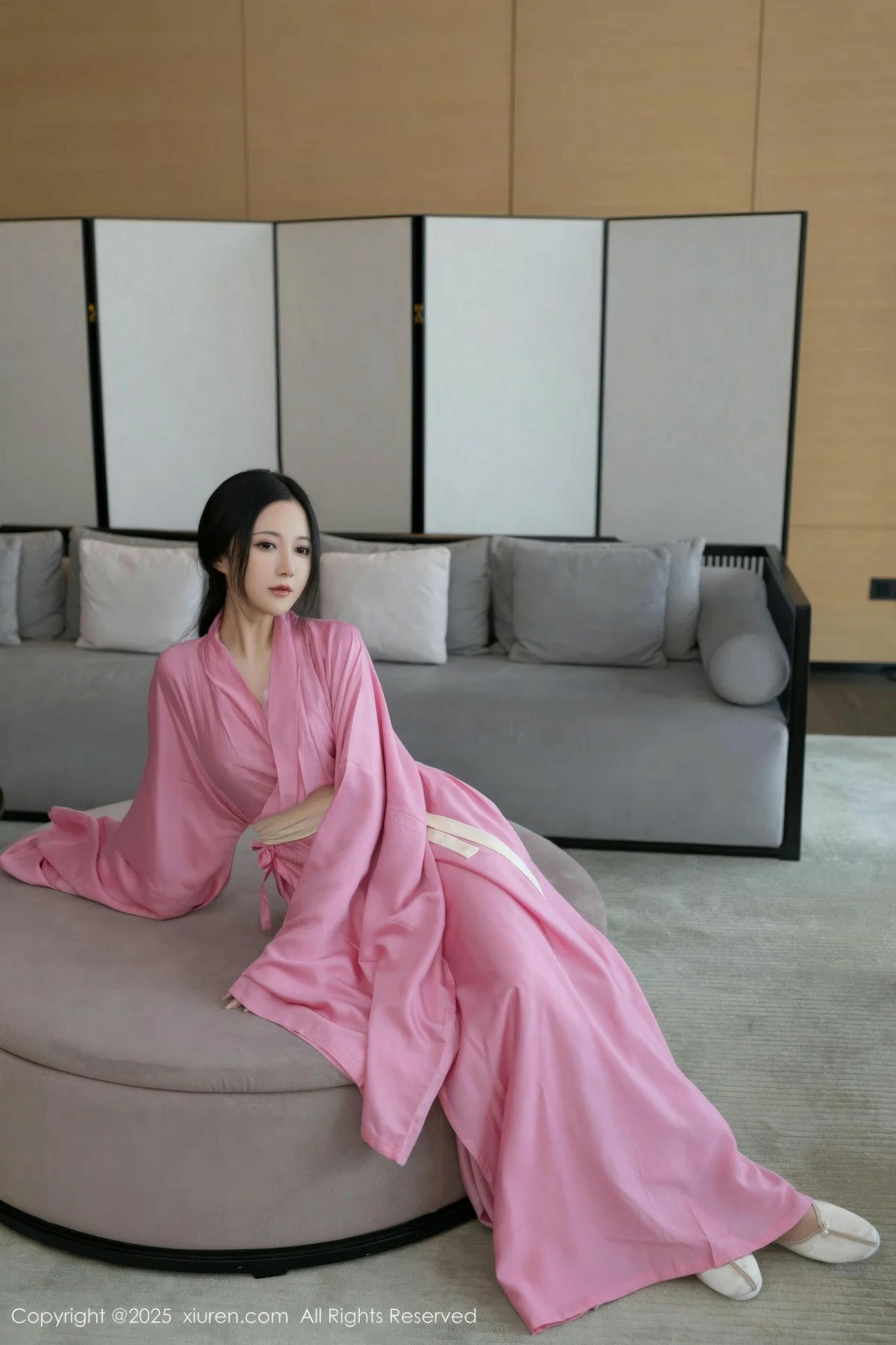 【XIUREN秀人網】2025.11.28 Vol.11049 魚子醬Fish 完整版無水印寫真【82P】 