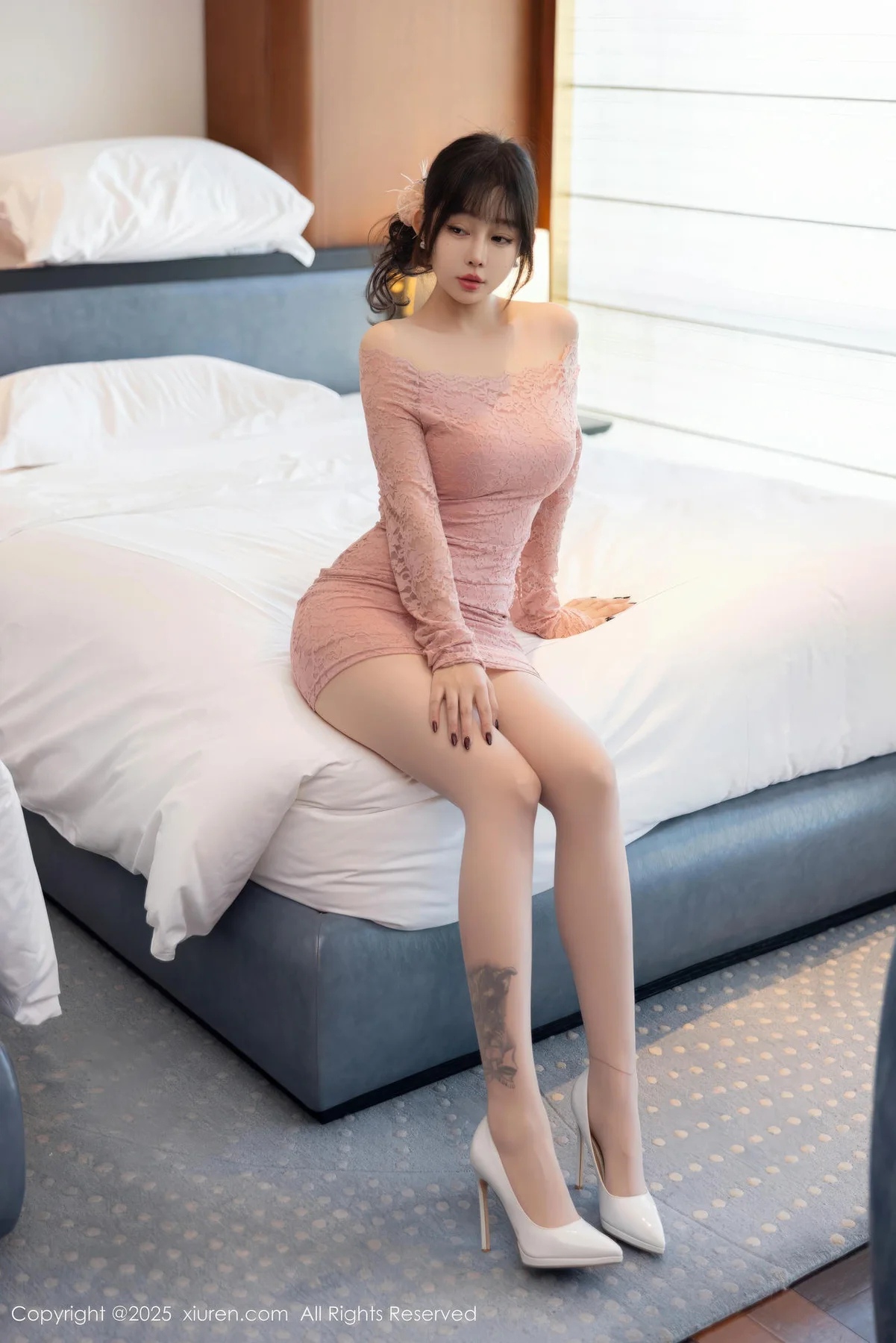 【XIUREN秀人網】2025.11.28 Vol.11043 王羽純 完整版無水印寫真【77P】 
