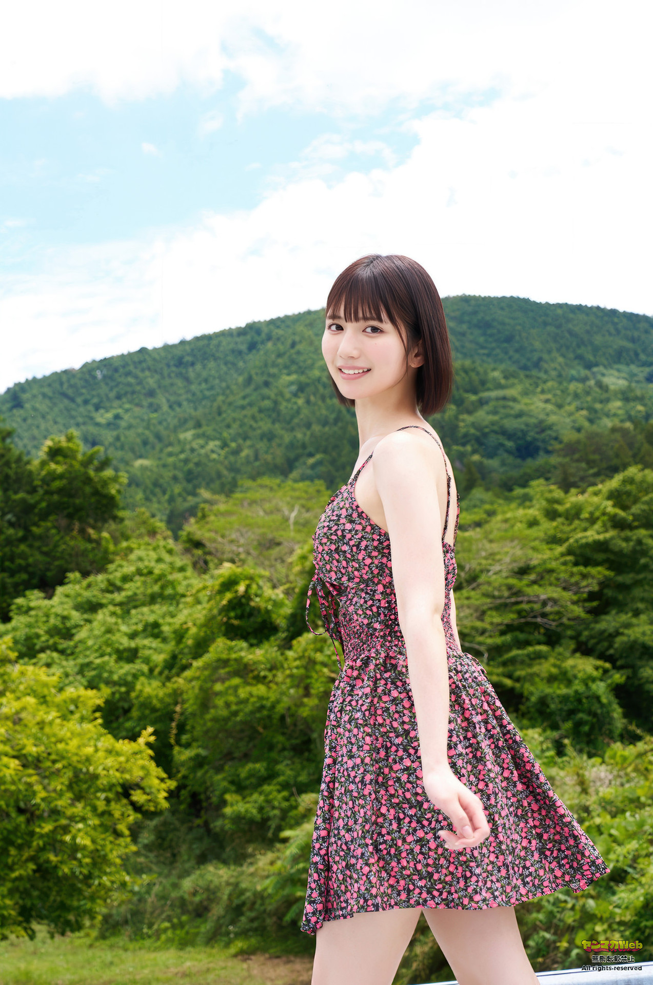 Kanon Hazuki 叶月花音可爱樱花妹笑容甜令人惊艳