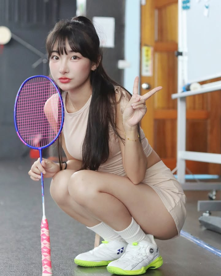 painting_youu 清纯脸蛋无懈可击的美身段曲线无人能挡