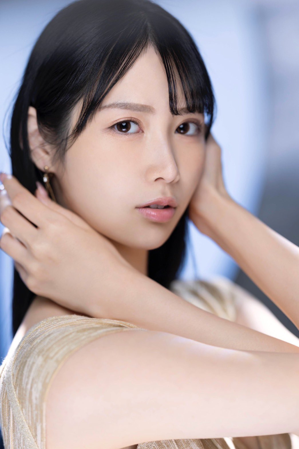 天赋出众的容颜朝妃莉绪（朝妃りお）