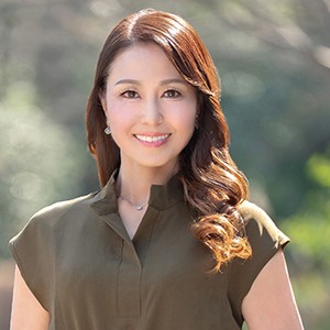 紅月愛（红月爱）