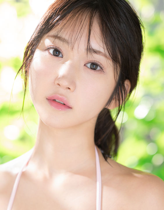 依本しおり（依本栞）