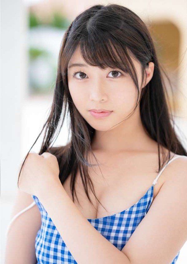 吉沢梨亜（吉泽梨亚）